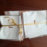 70's tablecloth and napkin set
