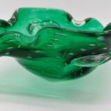 Cendrier ou vide poche en verre de Murano bullicante vert émeraudes des années 60