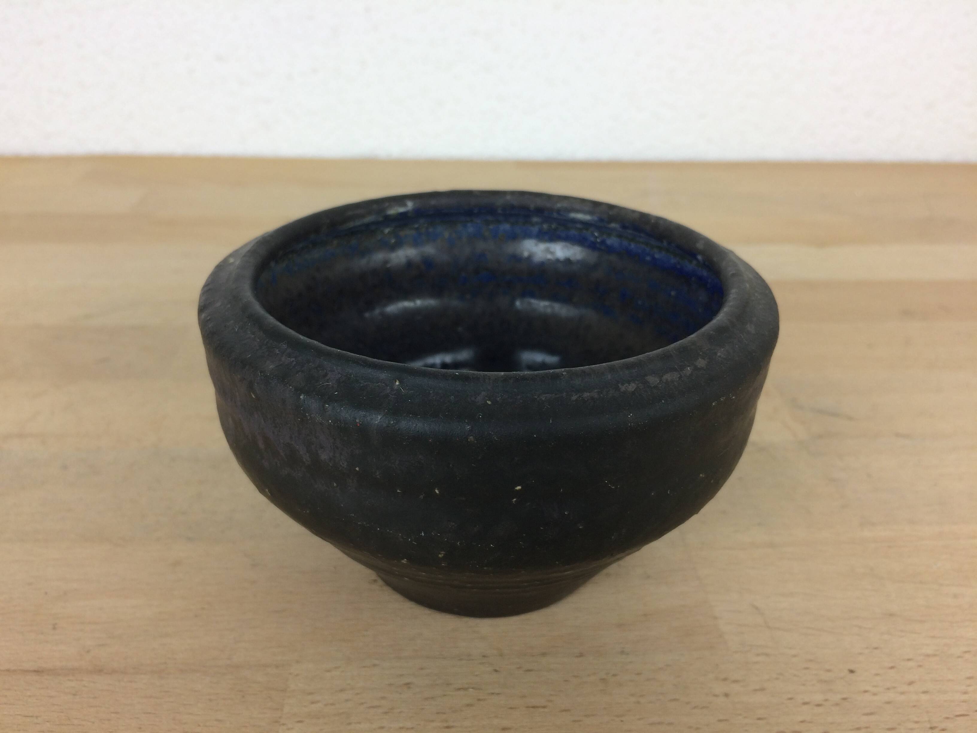 Scandinavian ceramic pocket emptier by Mobach