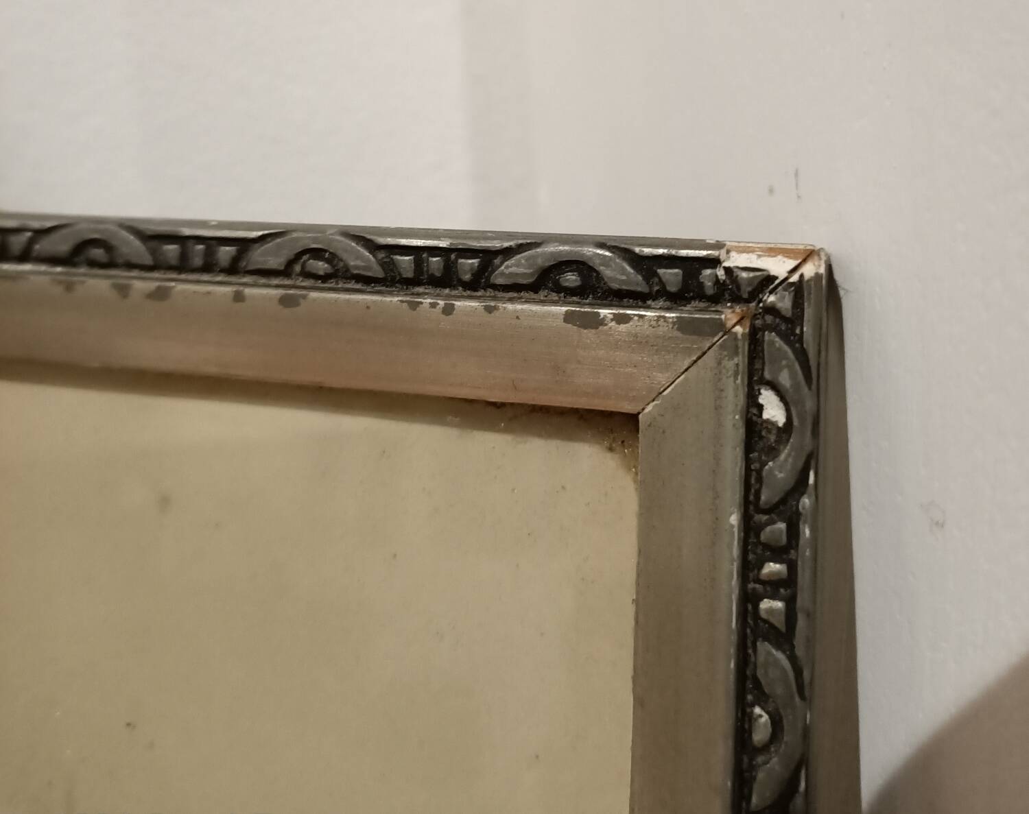 Art-deco photo frame