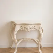 Console in Louis XV style, carved wood in off-white.