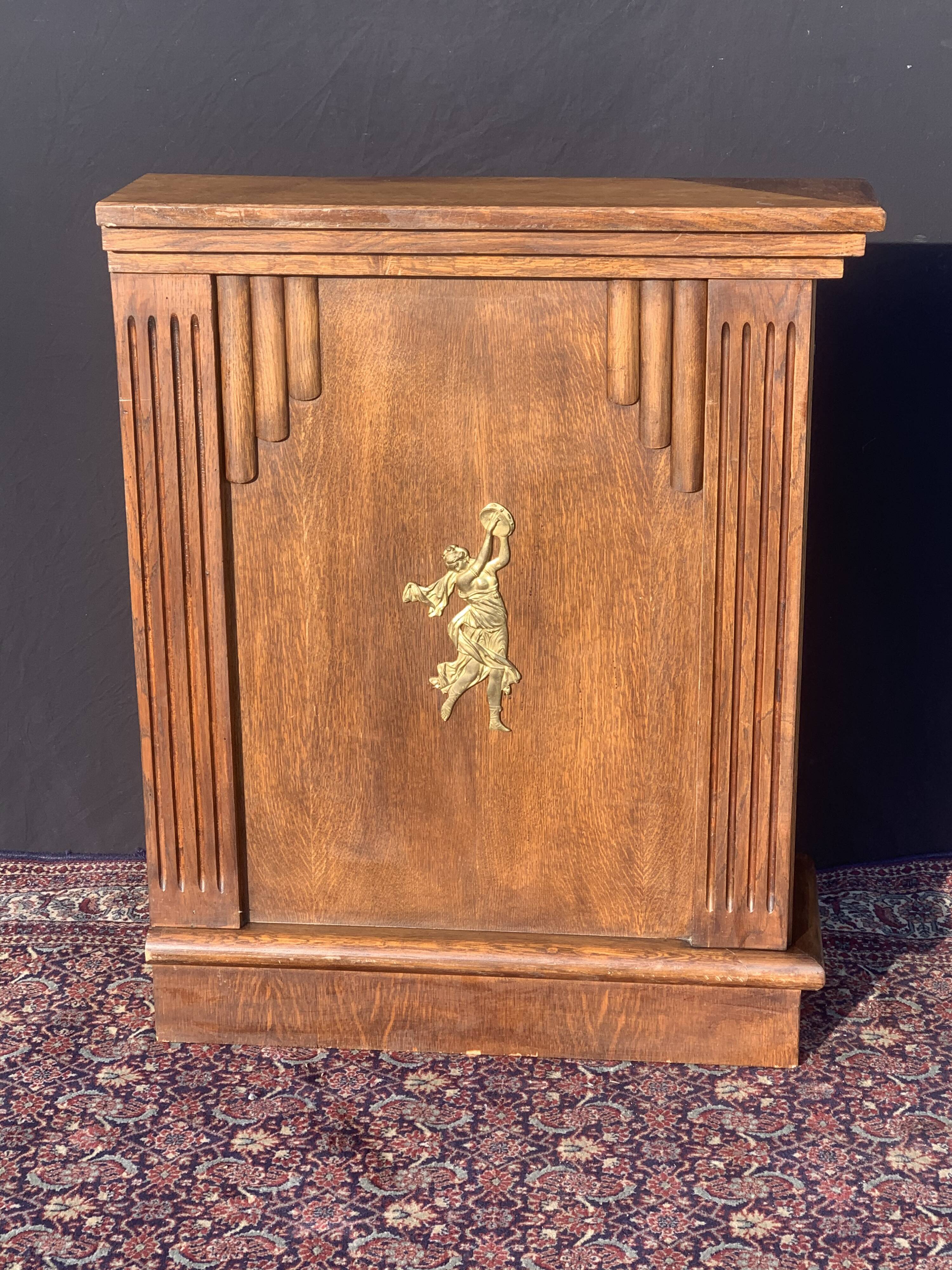 Bar, oak counter