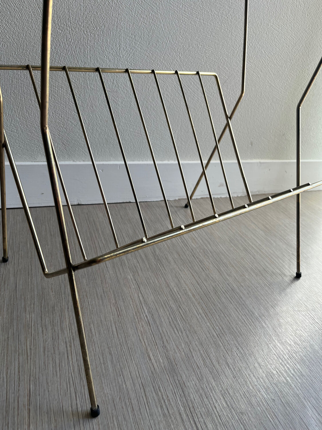 Vintage side table / gold end table / accent table