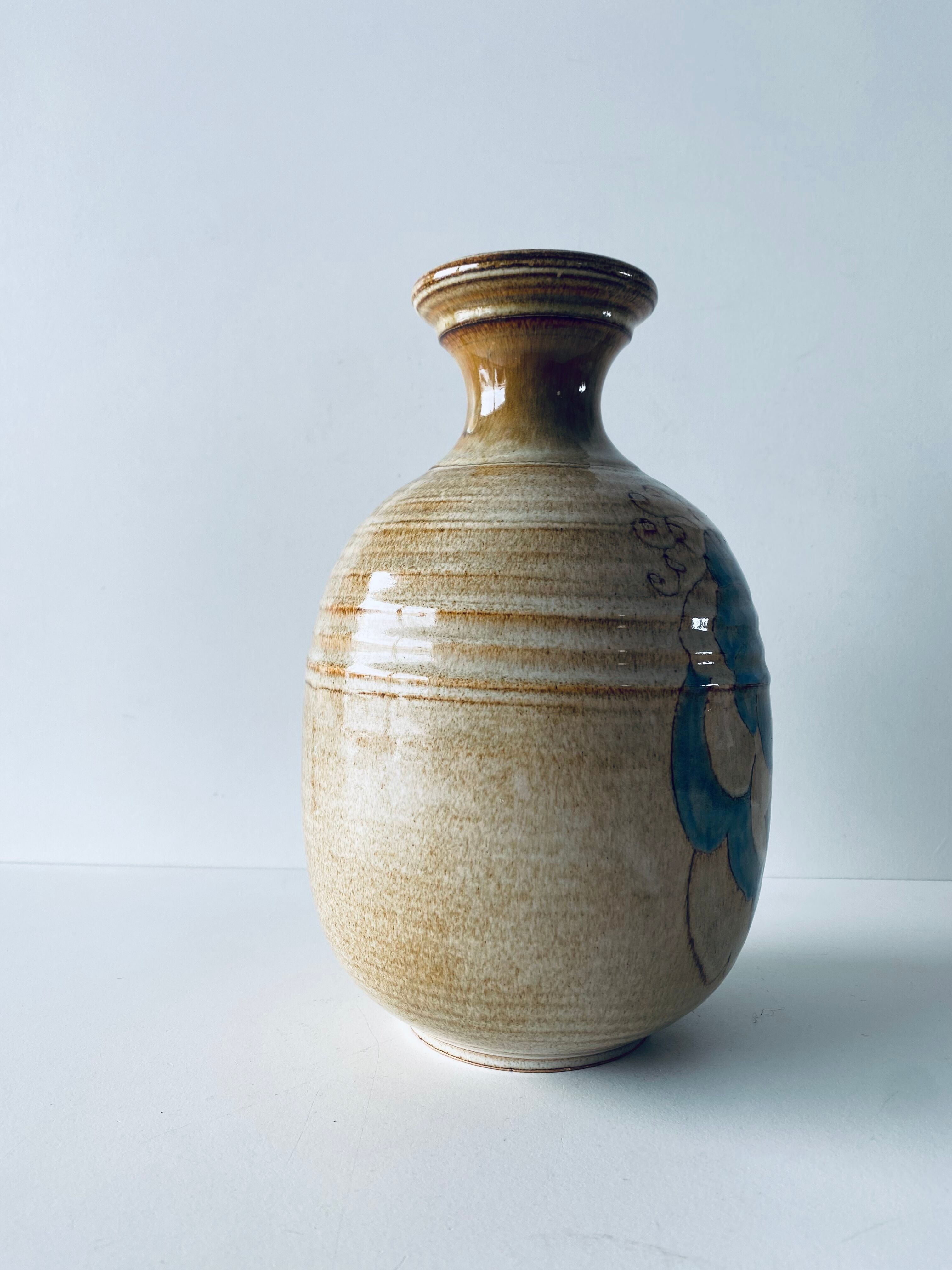 Ceramic vase signed Alain Fievet