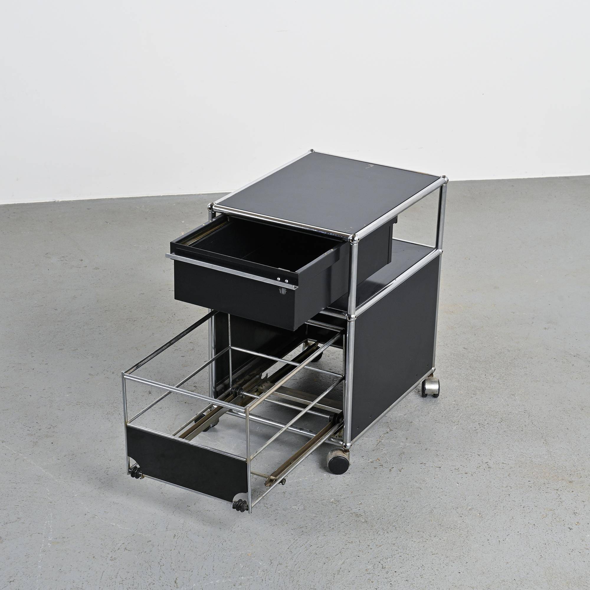 Caisson de bureau USM Haller, Suisse, vers 1970