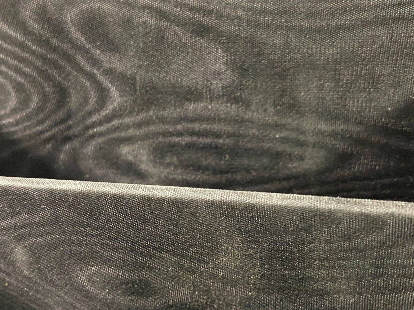 Le Tanneur mail binder sorter leather gilded decoration with small Regency style iron