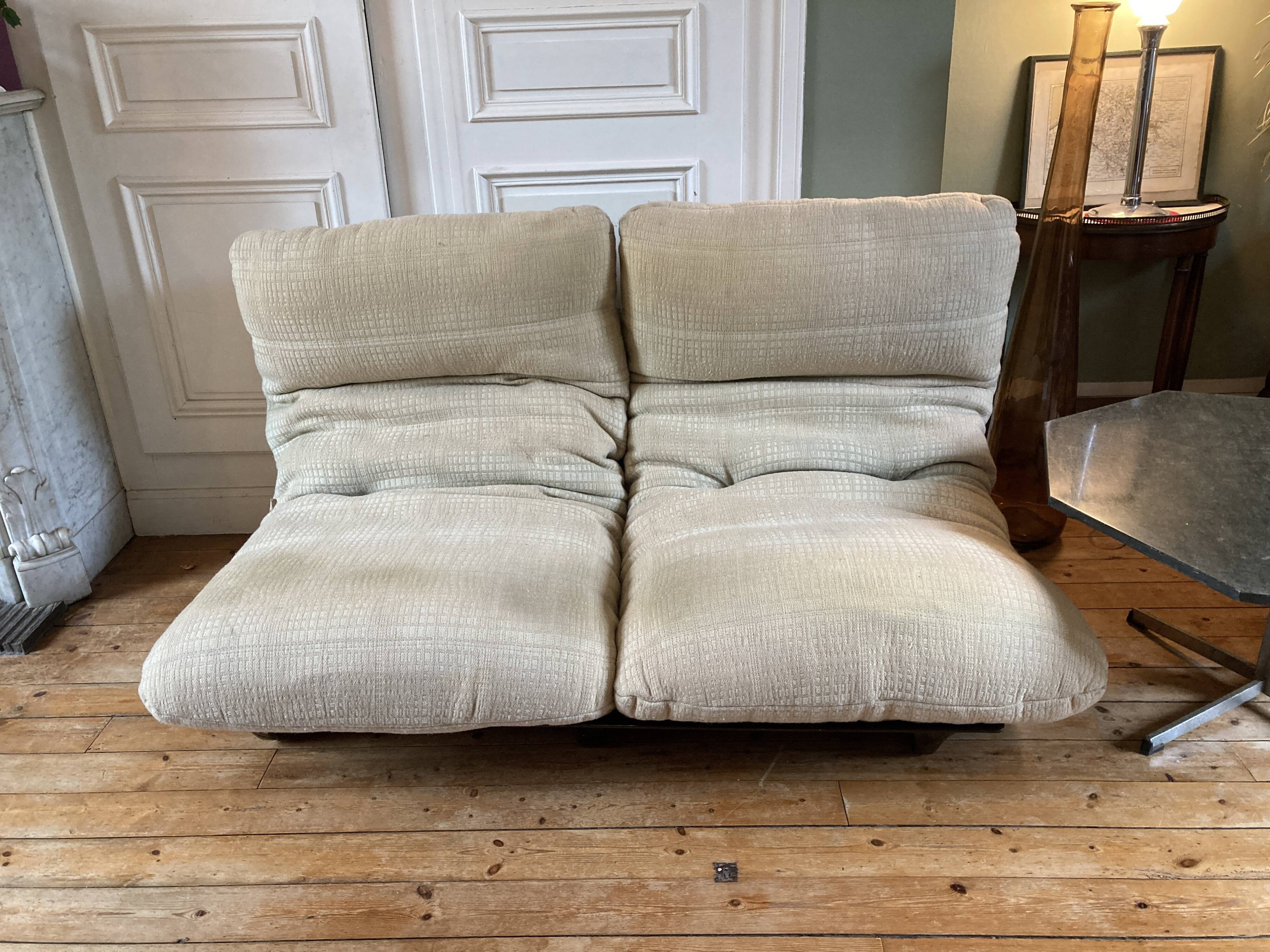 Sofa Michel Ducaroy Line Roset model marsala