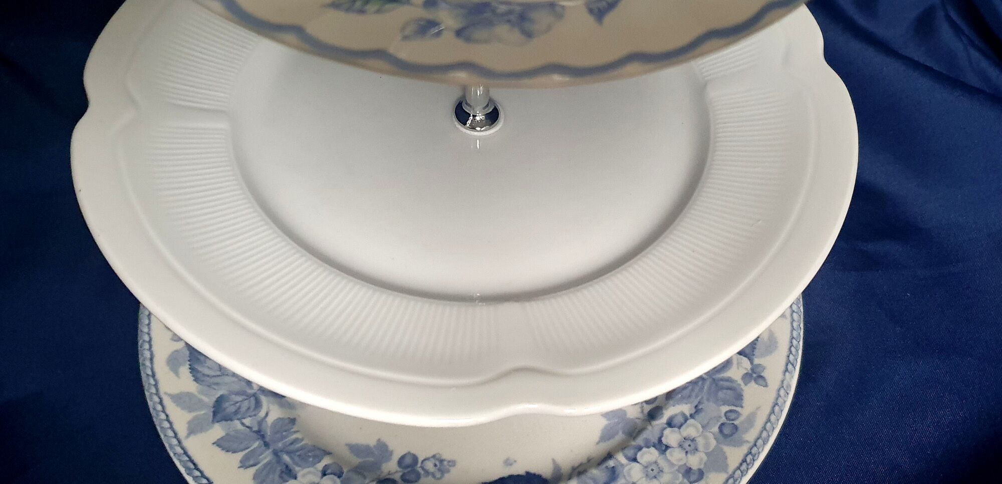 Serviteur à fruits, gâteaux, apéritif