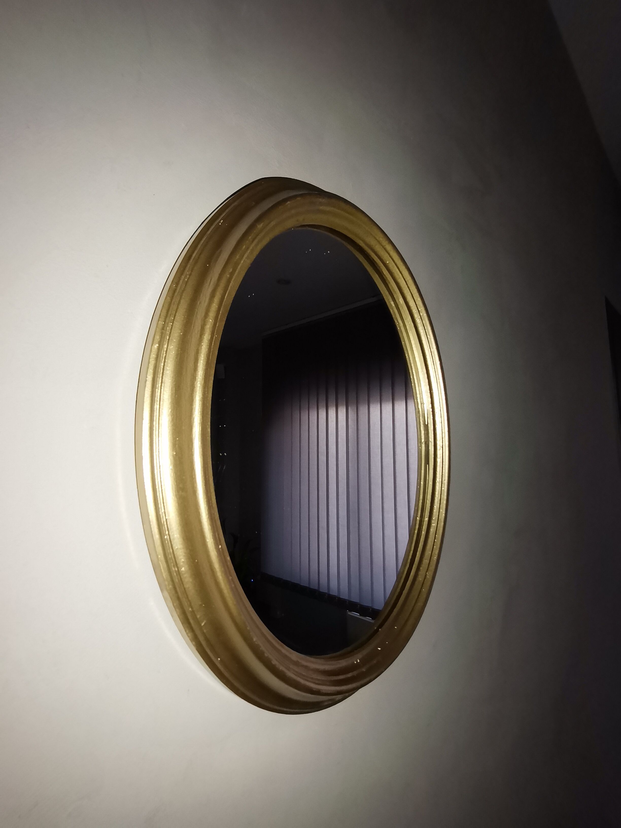 Golden mirror 25x30cm