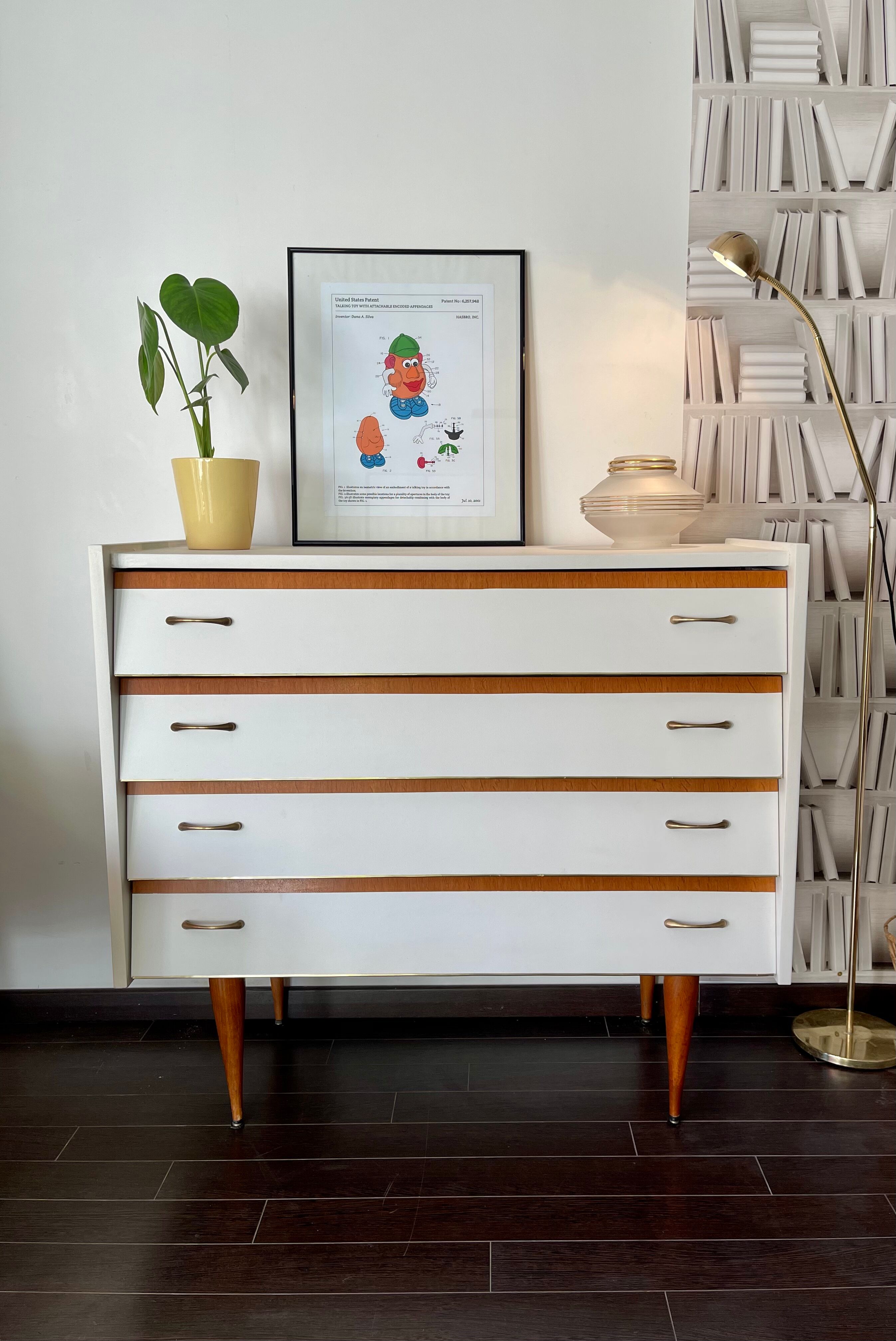 Vintage chest of drawers