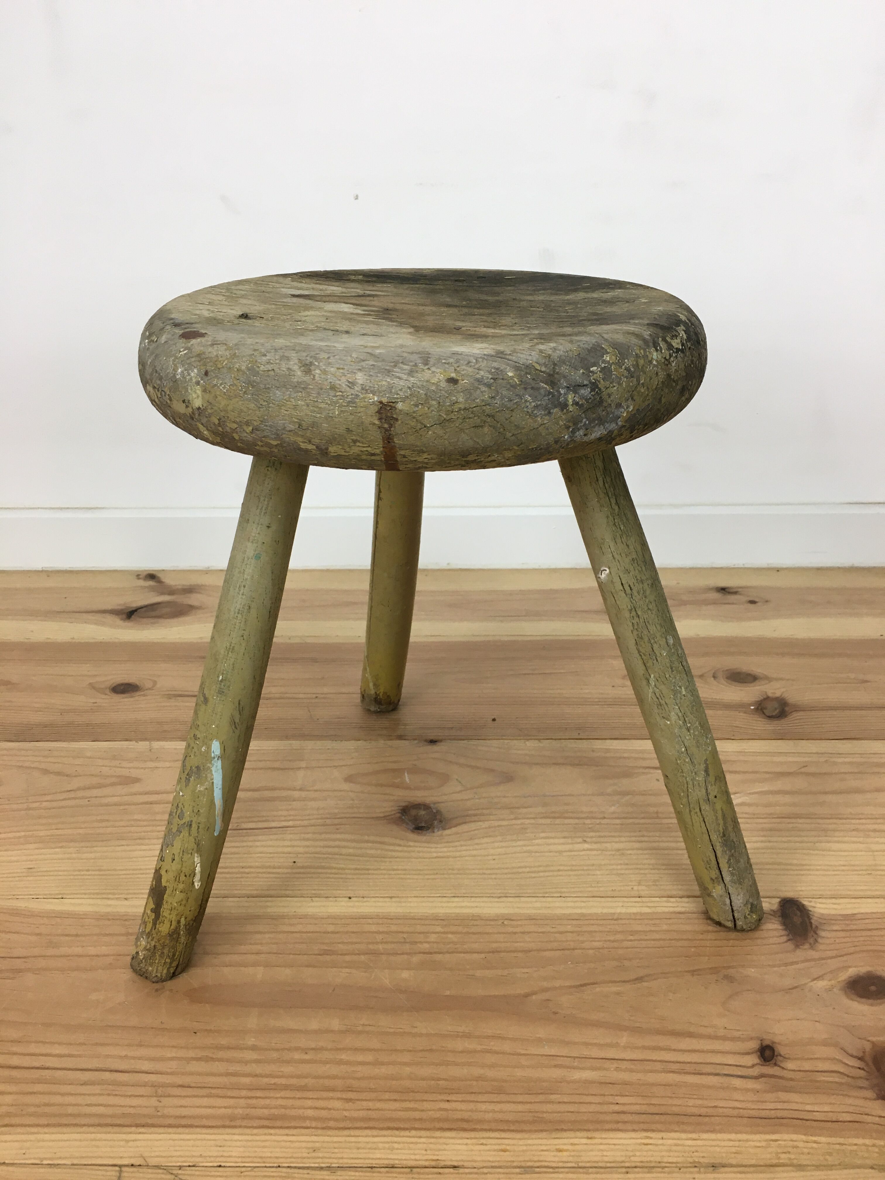Tabouret berger tripode, bois