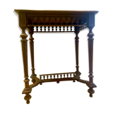 Table appoint Breton style