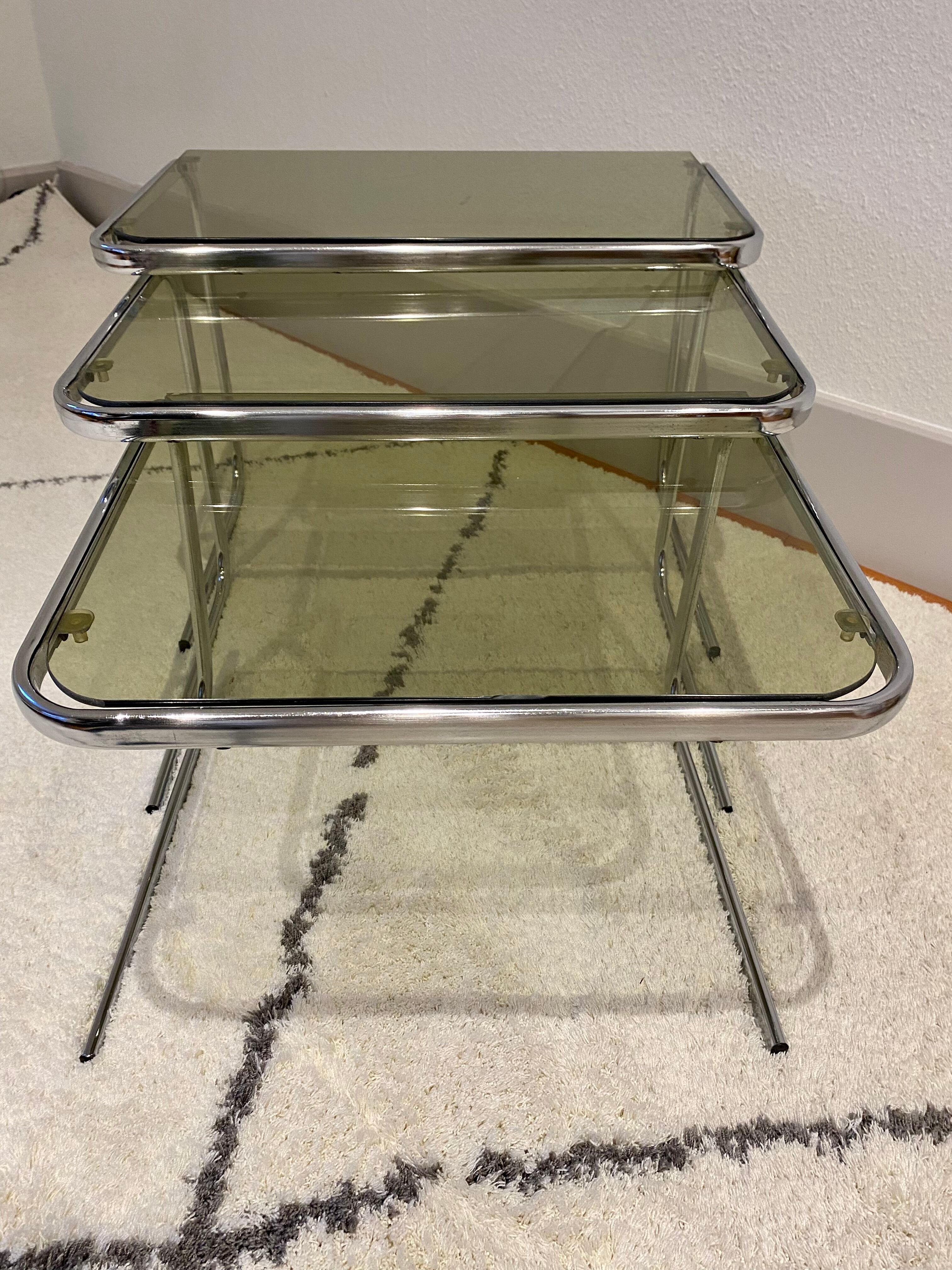 Chrome trundle tables