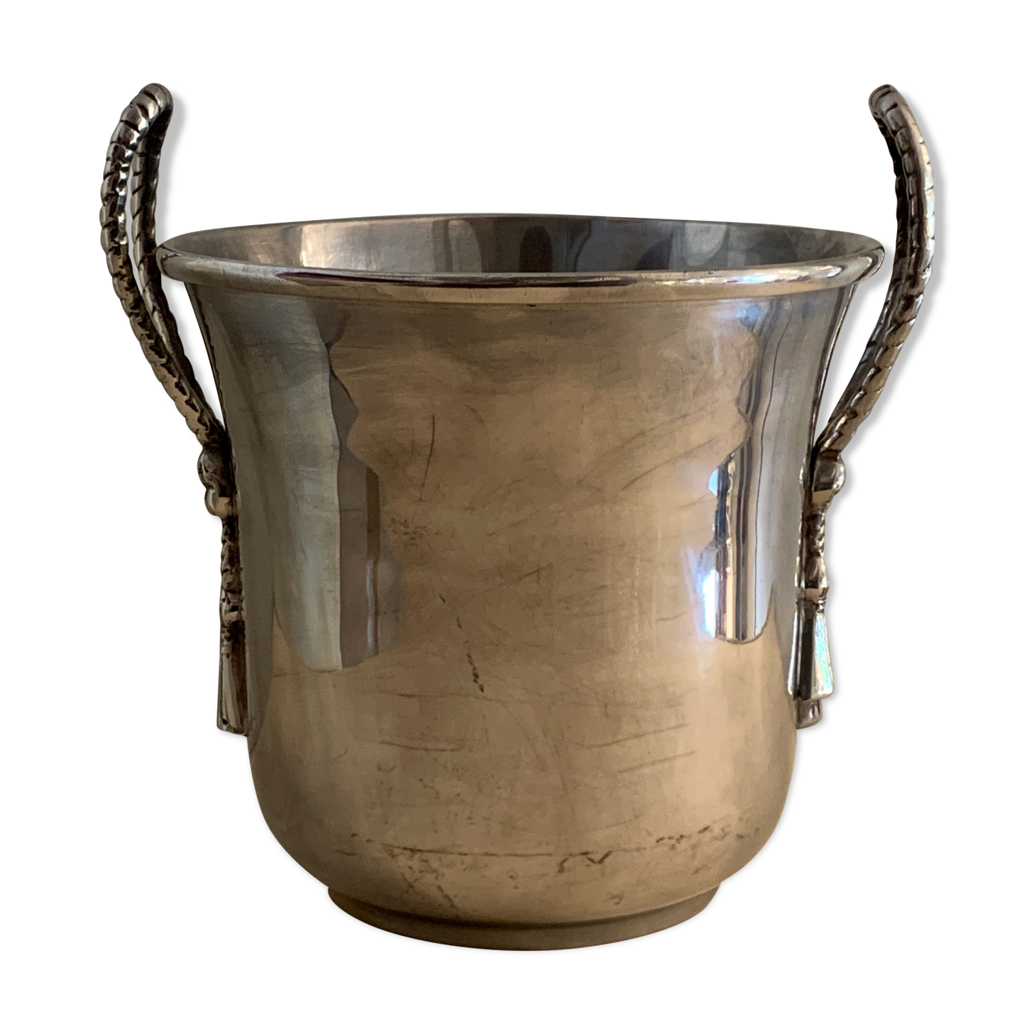 Seau à champagne en métal argenté ancien poinçonné à décor de passementerie