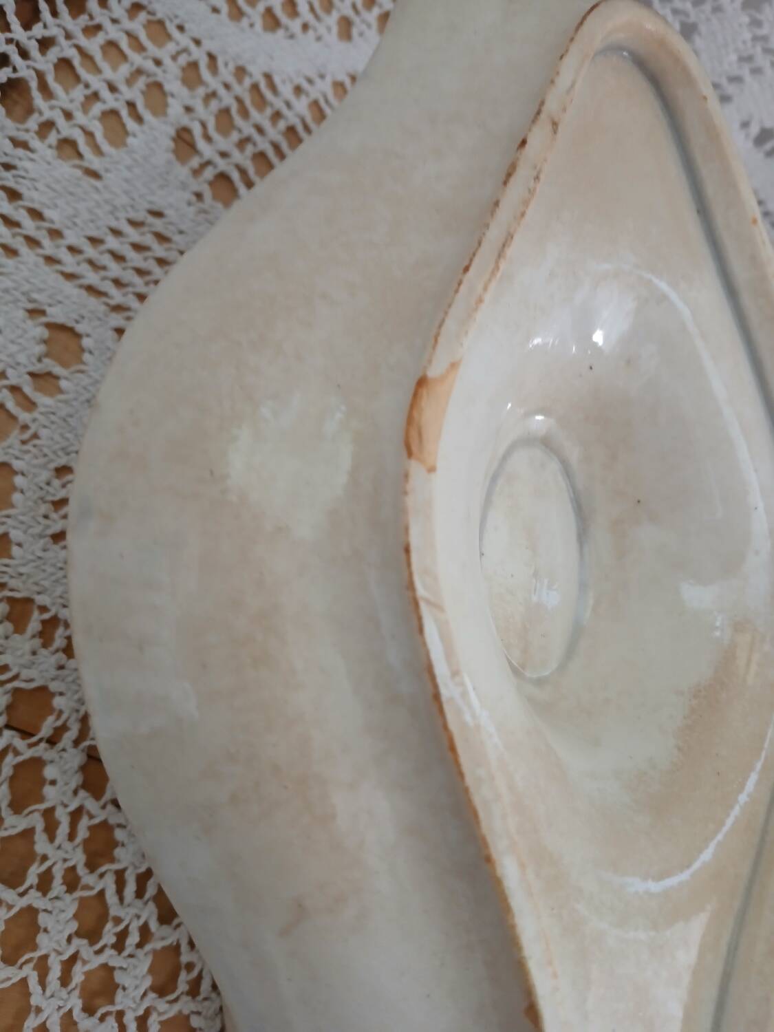 Saucière ancienne en Terre de fer