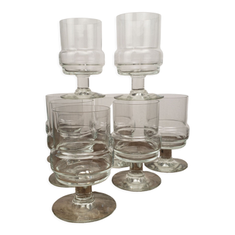 Verres à pied vintage