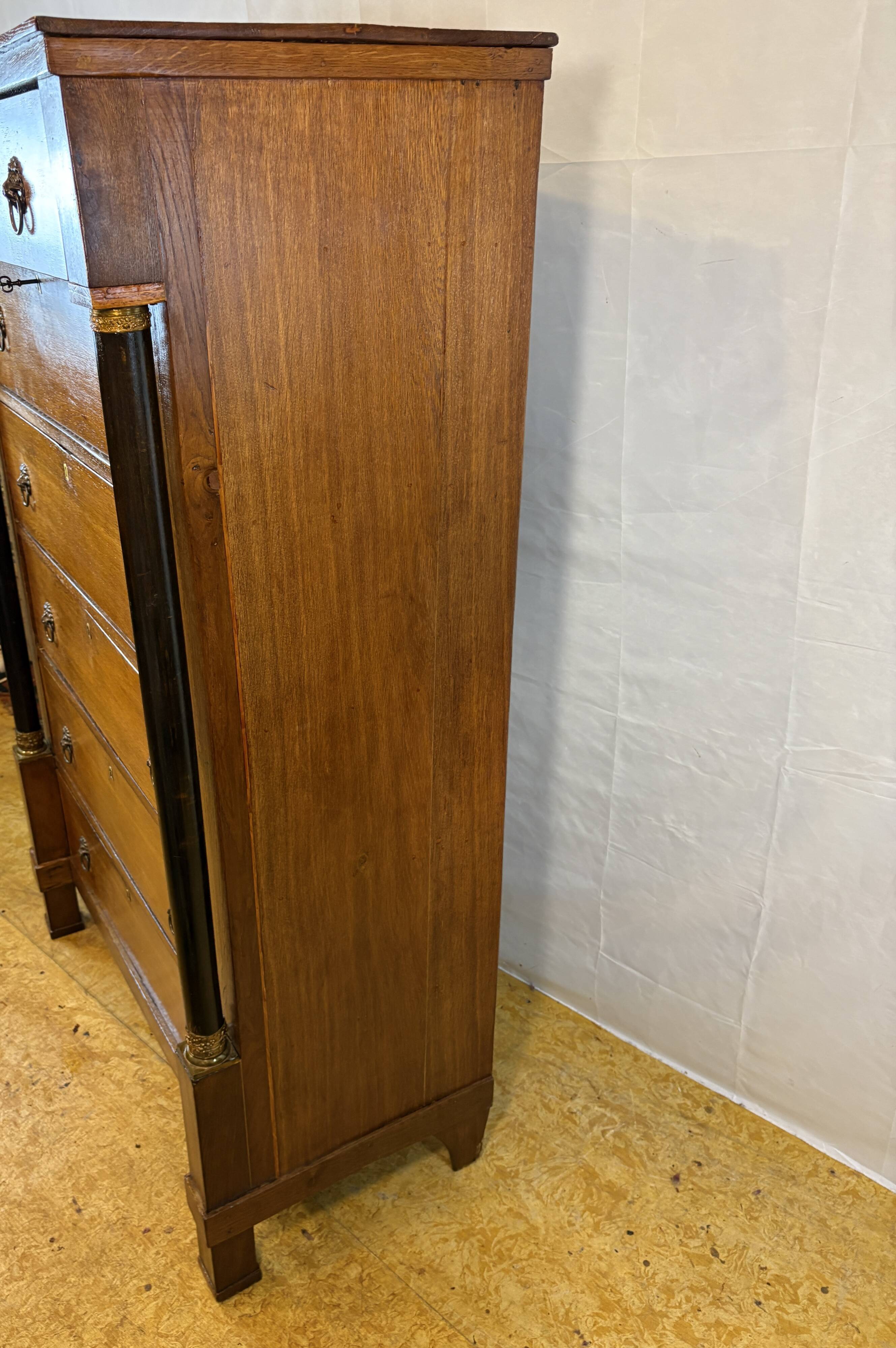Chiffonier en chêne néerlandais antique Empire vers 1820