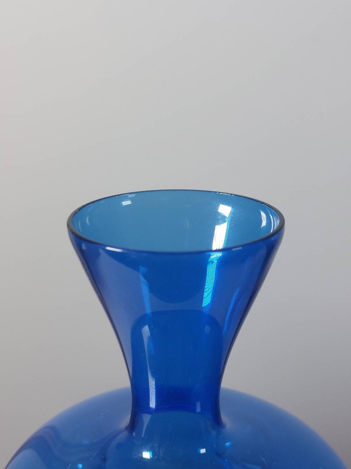 Vintage mid-century trio of handcrafted glass vases from Lauscha, Thuringia.