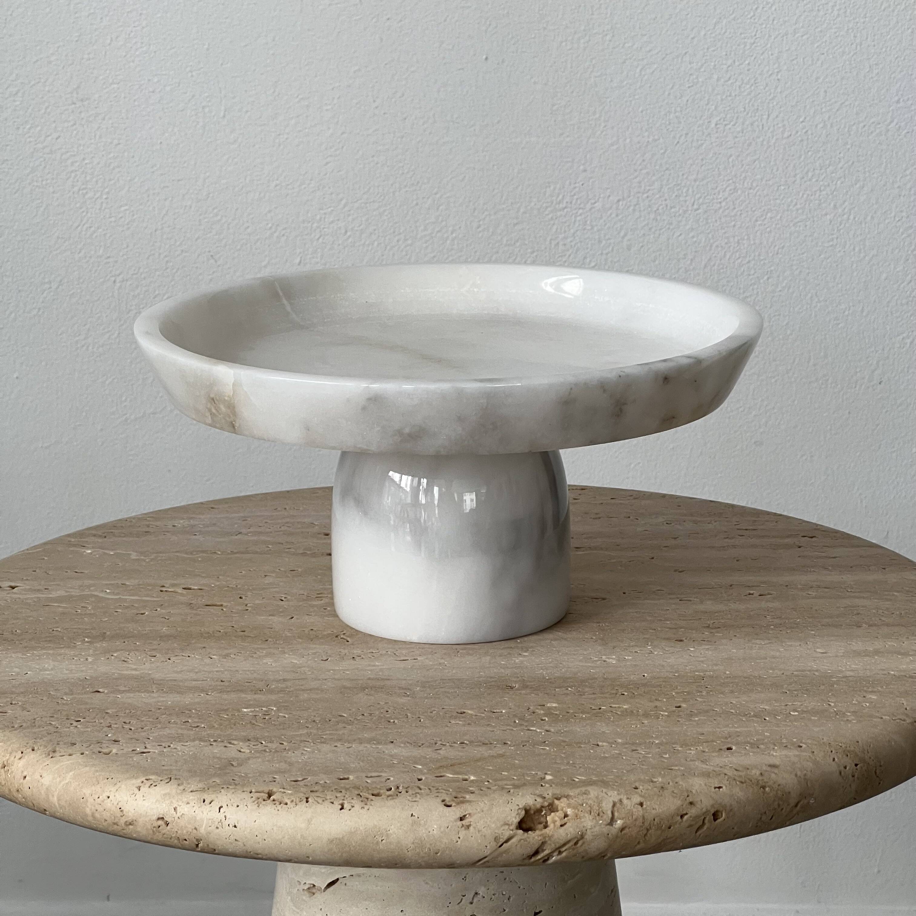 Marble pedestal dish