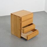 Paire de commodes en pin massif par Maison Regain, années 70