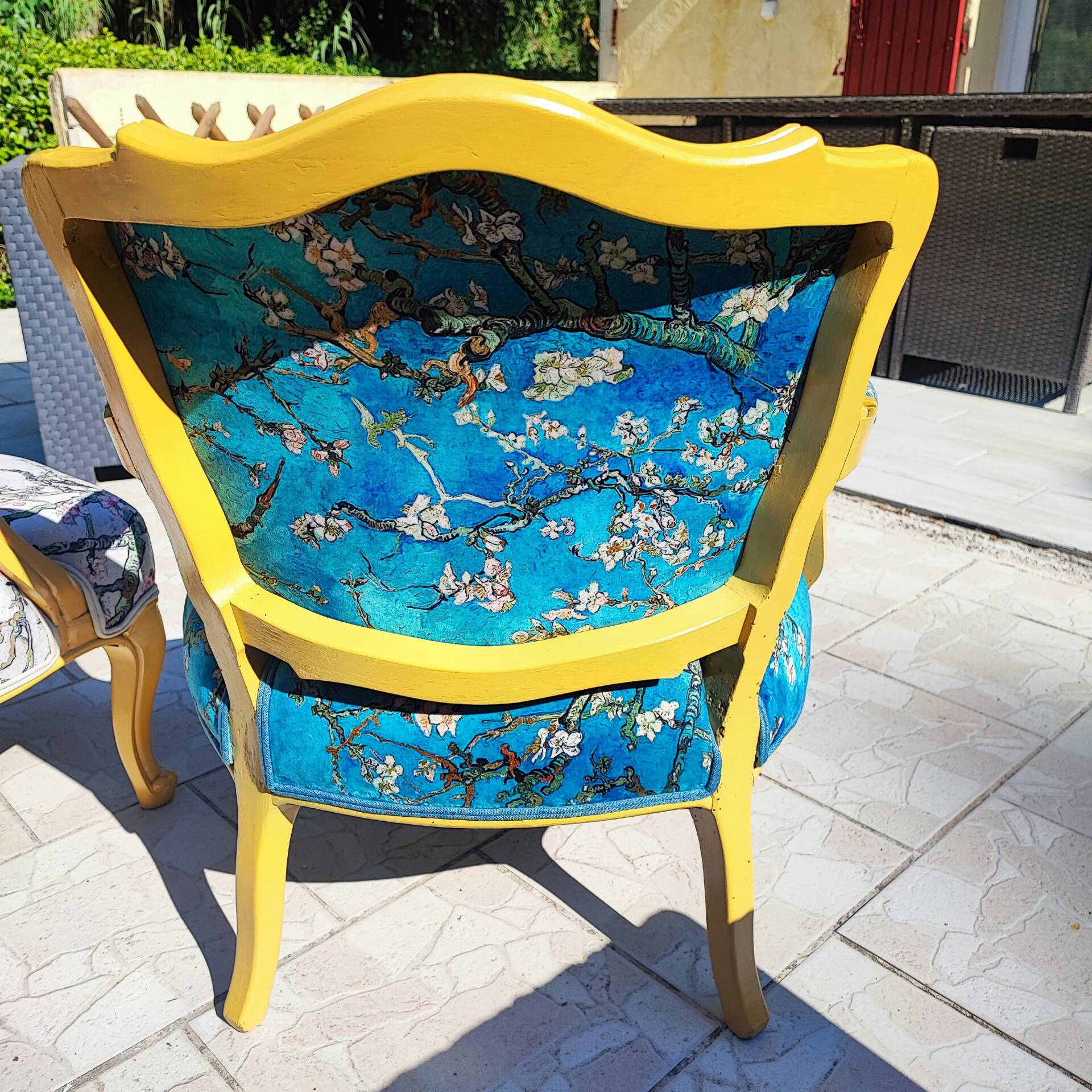 Paire de fauteuils cabriolets, rénovés