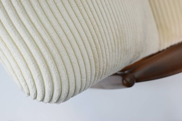 Fauteuil vintage entièrement restauré par E.Homa, années 60, cordon beige