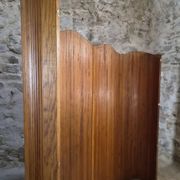 Large French folding screen in pine, room divider, 1950s, attributed to Baumann.