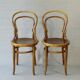 2 chaises n°14 - 1/2 par Kohn 1905 assises bois perforées
