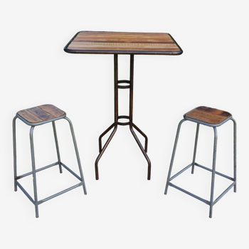 Teak and wrought iron bistro table with 2 stools