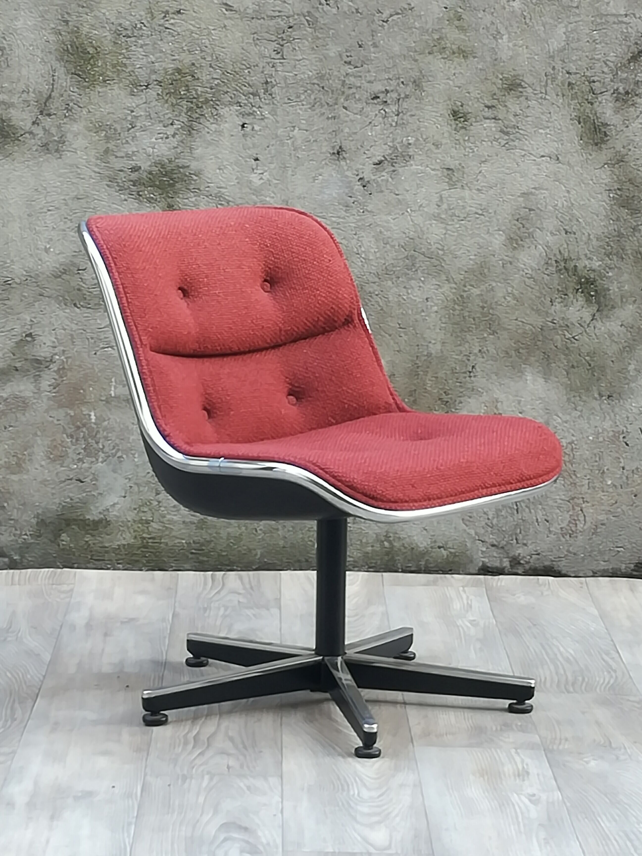 Charles Pollock executive armchair