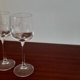 2 verres à vin en cristal
