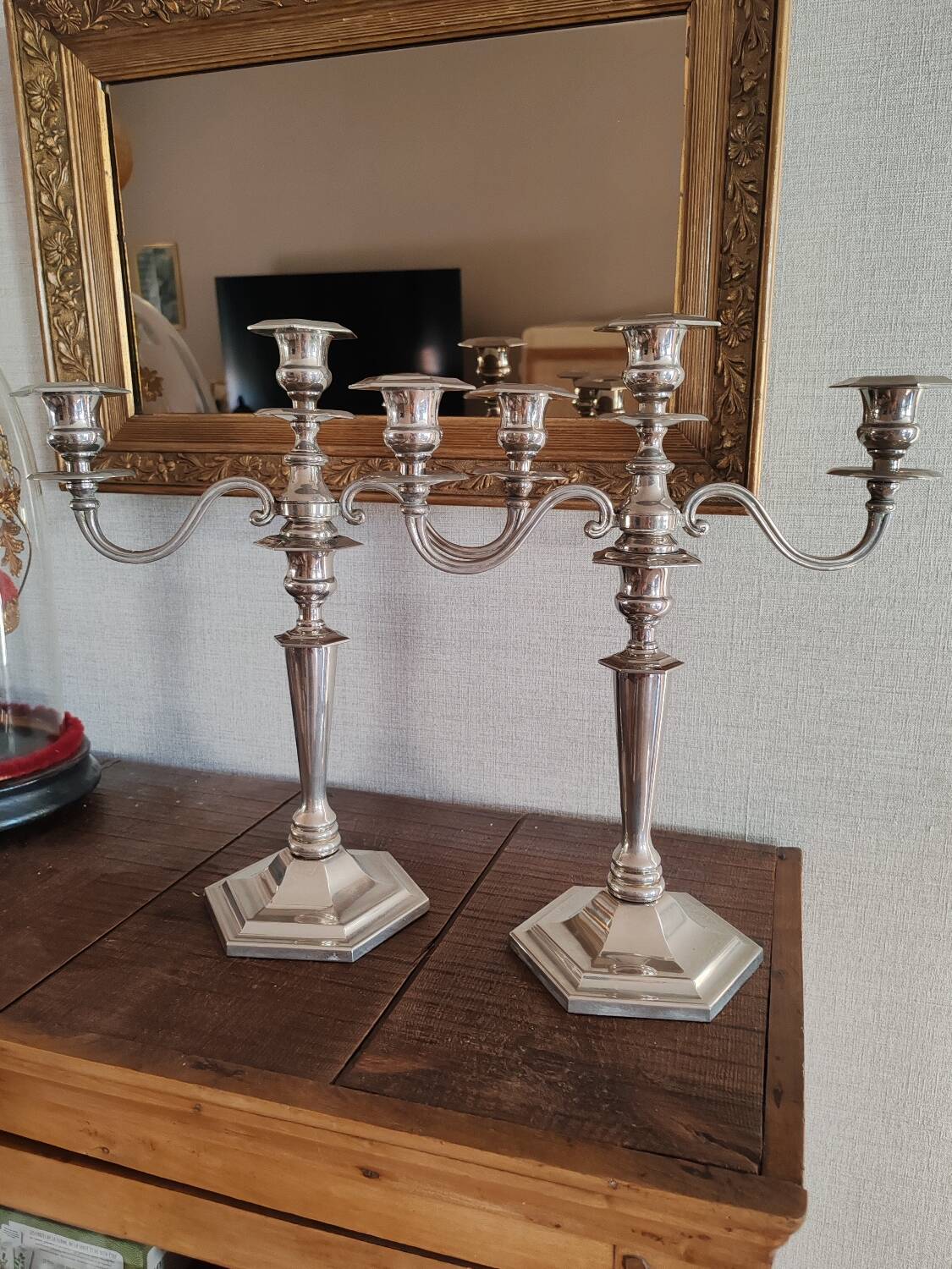 2 chandeliers en métal