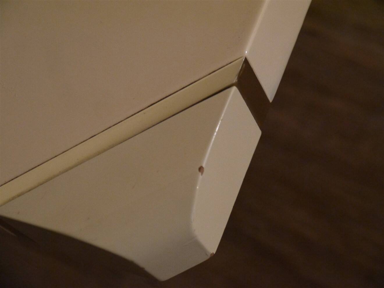 1970s lacquered lift-top coffee table