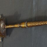 Lampe à poser en fer battu, façon haute epoque, h 70 cm