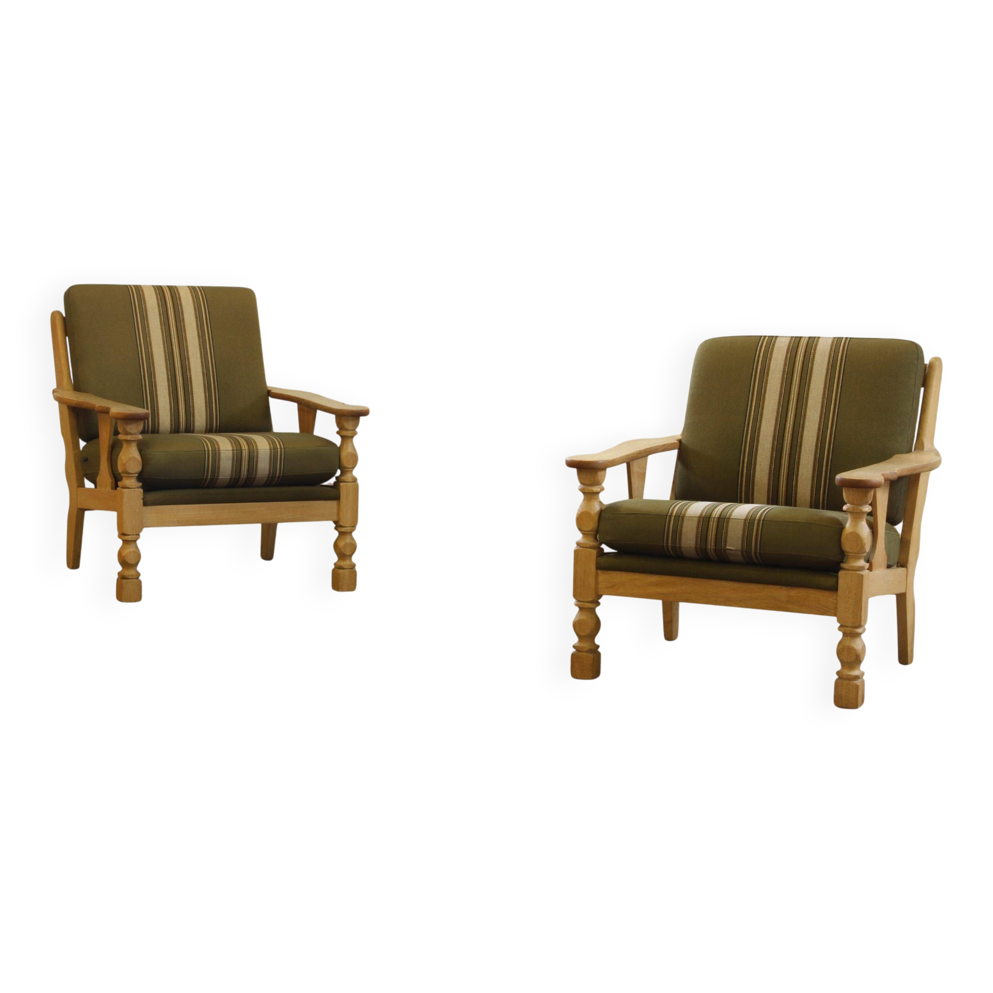Vintage 1960s Danish low back lounge chairs in light oak, Henning Kjærnulf style