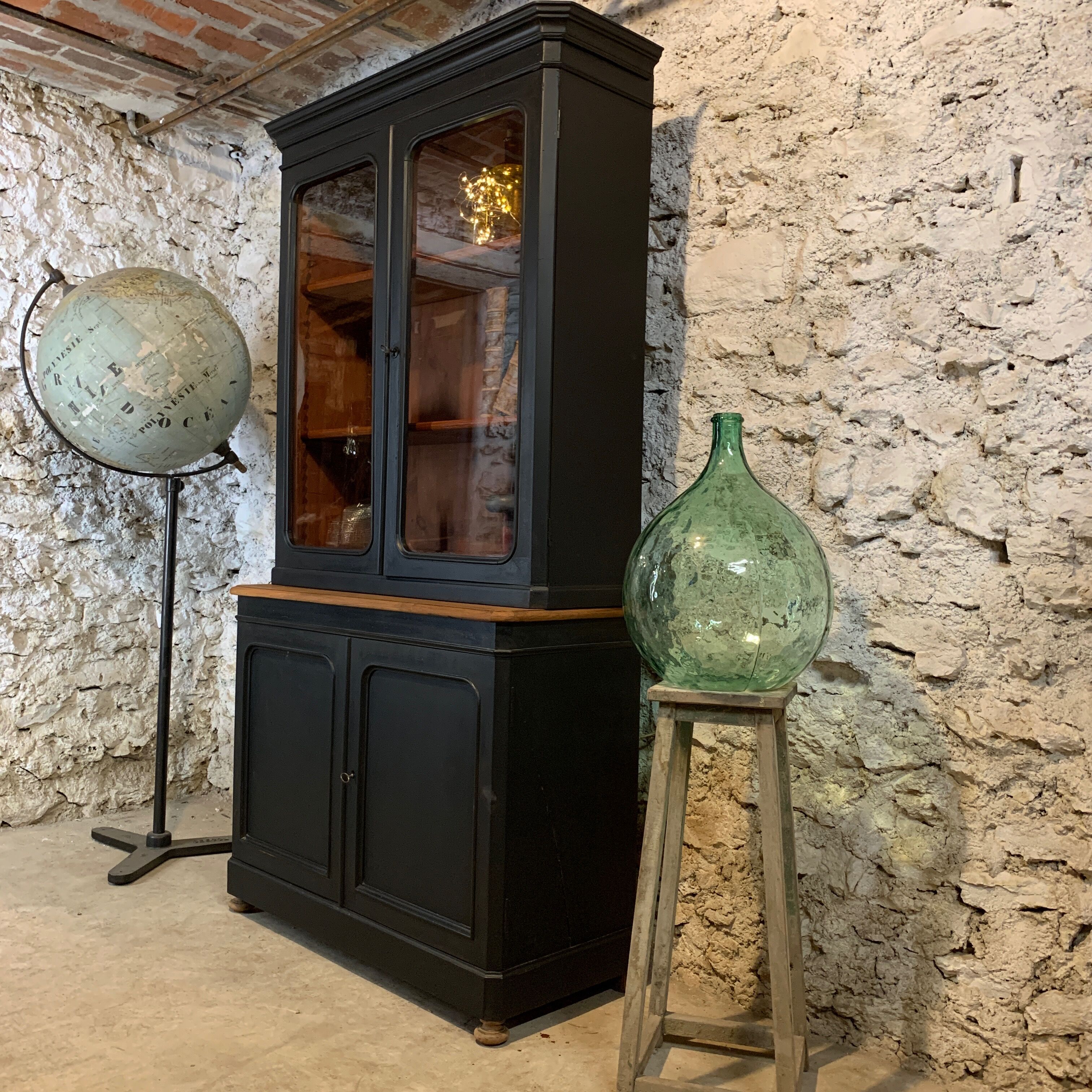 Black library showcase