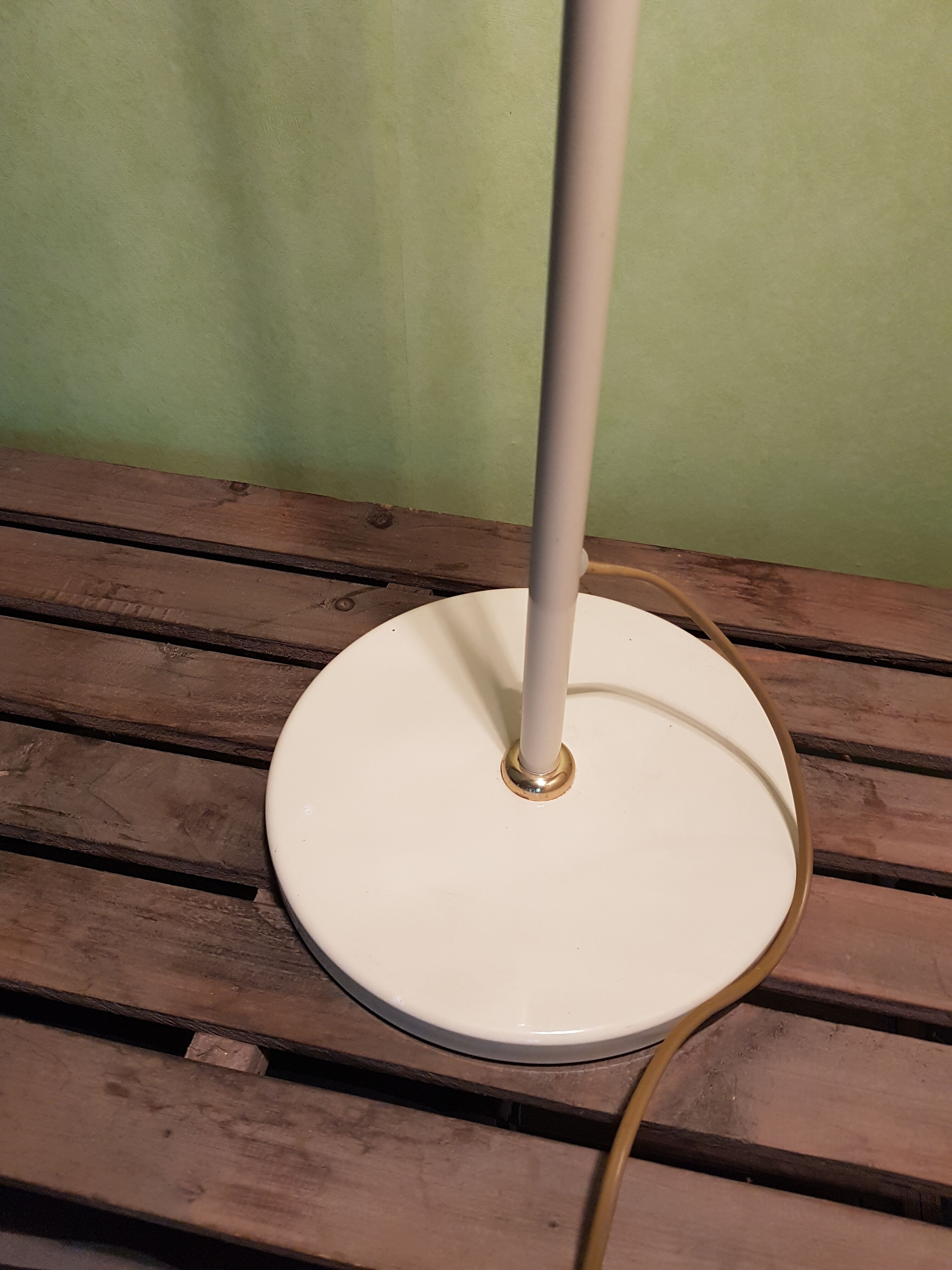 Deknudt floor lamp