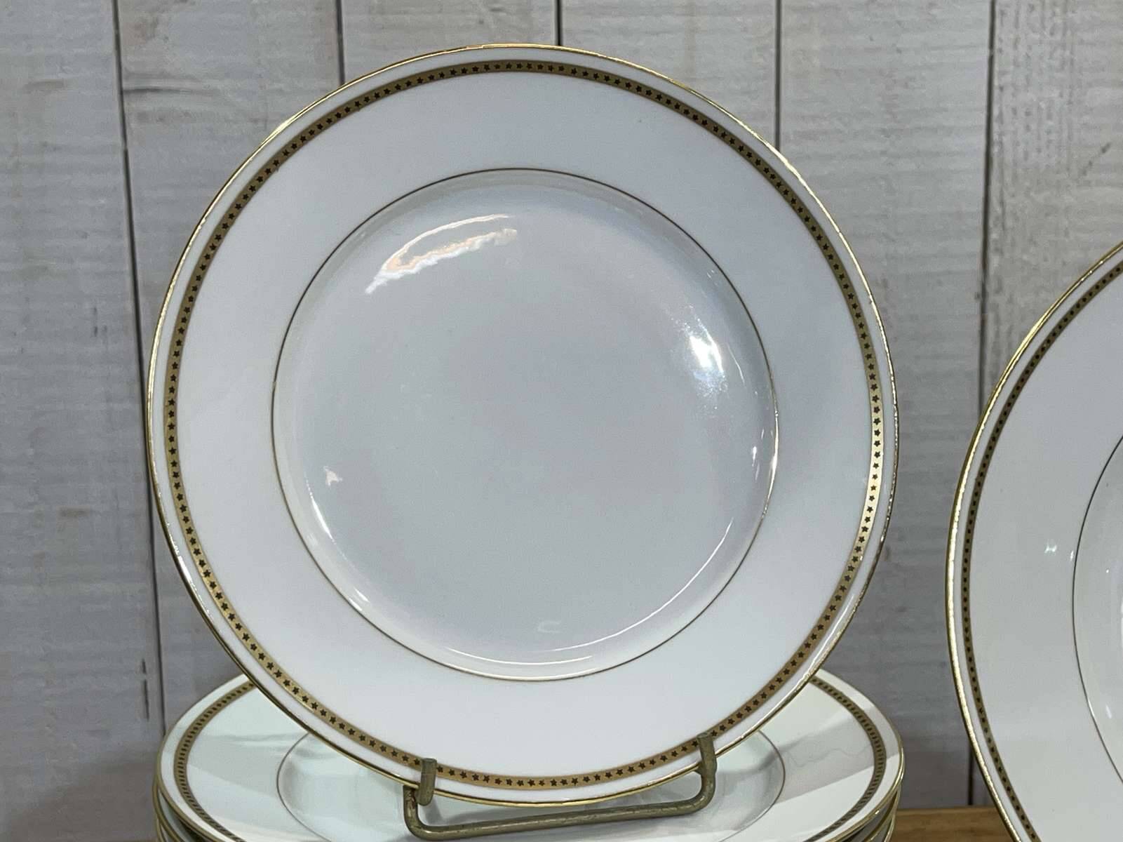 Service en porcelaine de Limoges - 107 pièces - années 1960