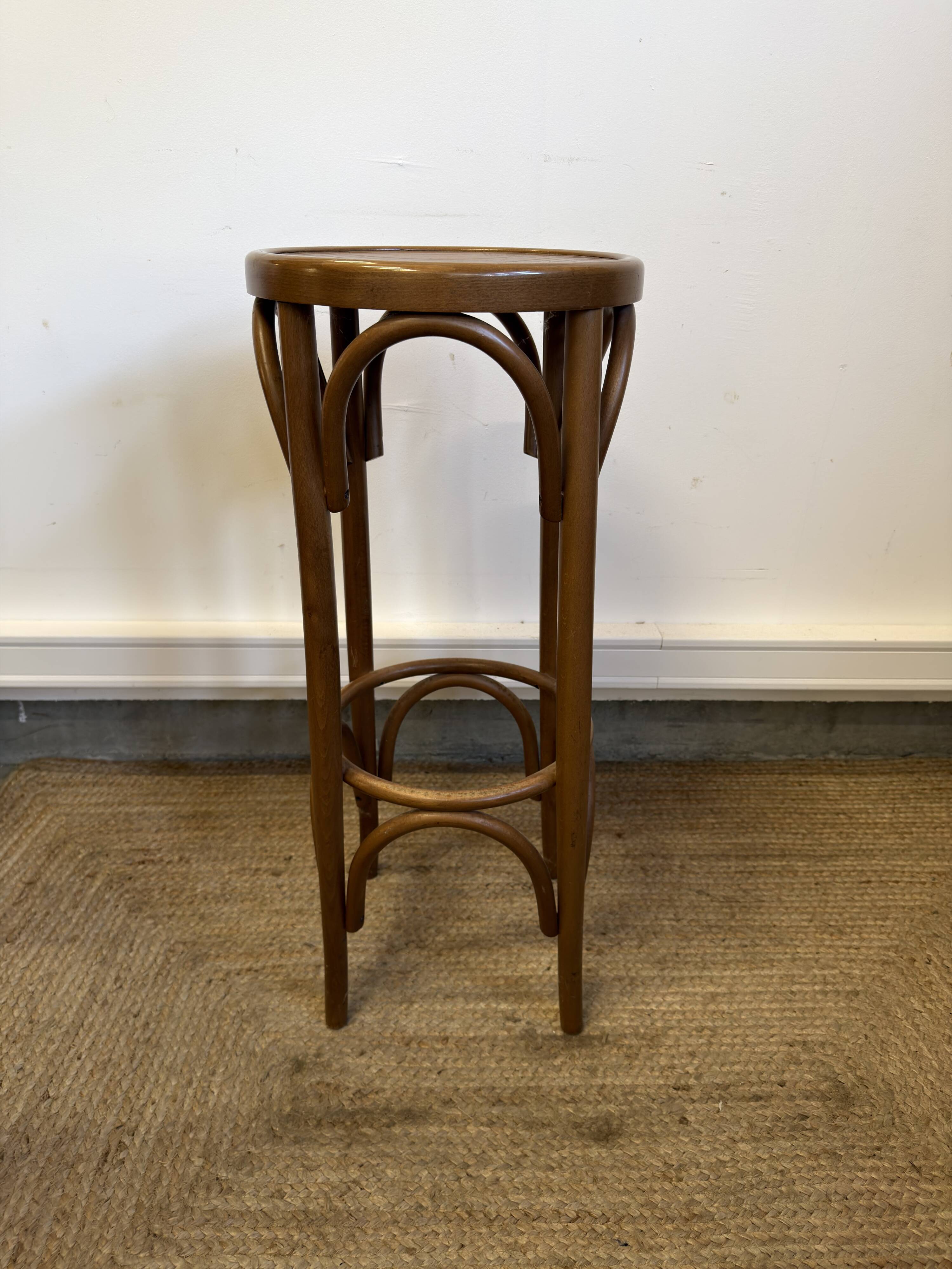 Curved wooden bistro stool – Thonet style – 1970s/80s