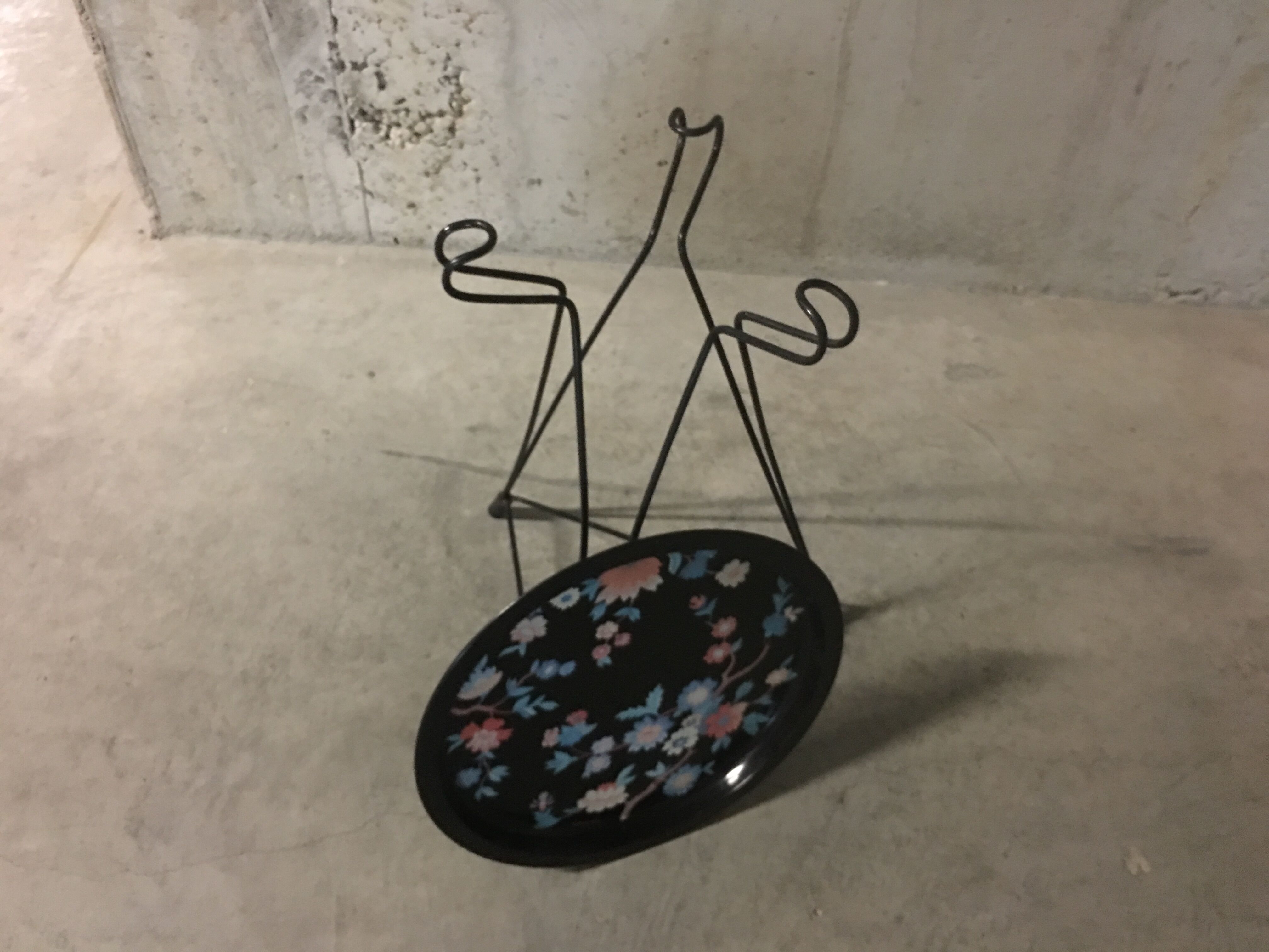 Tripod healing 1950s