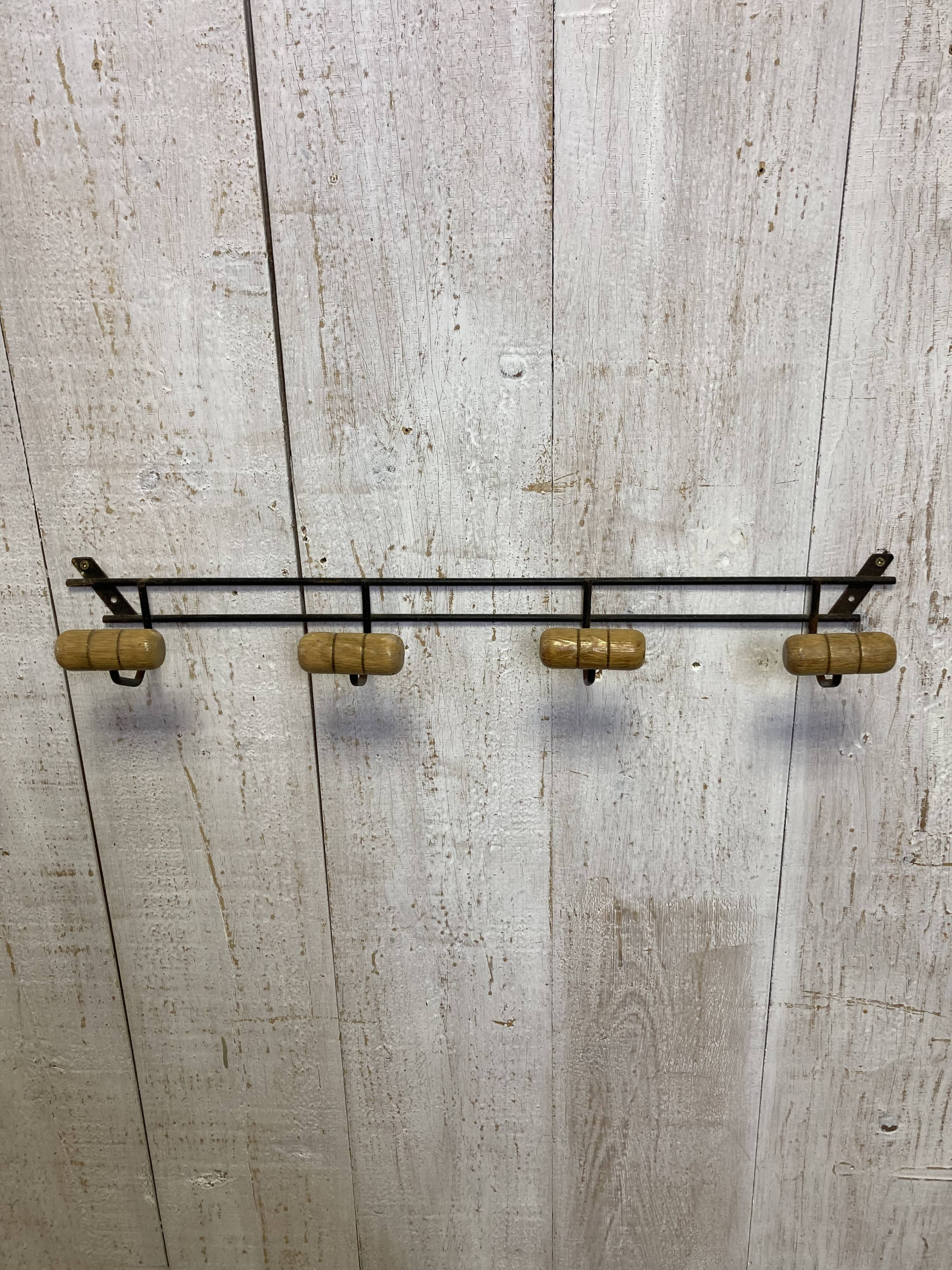 Bistro coat rack