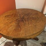 table gueridon model Louis Philippe