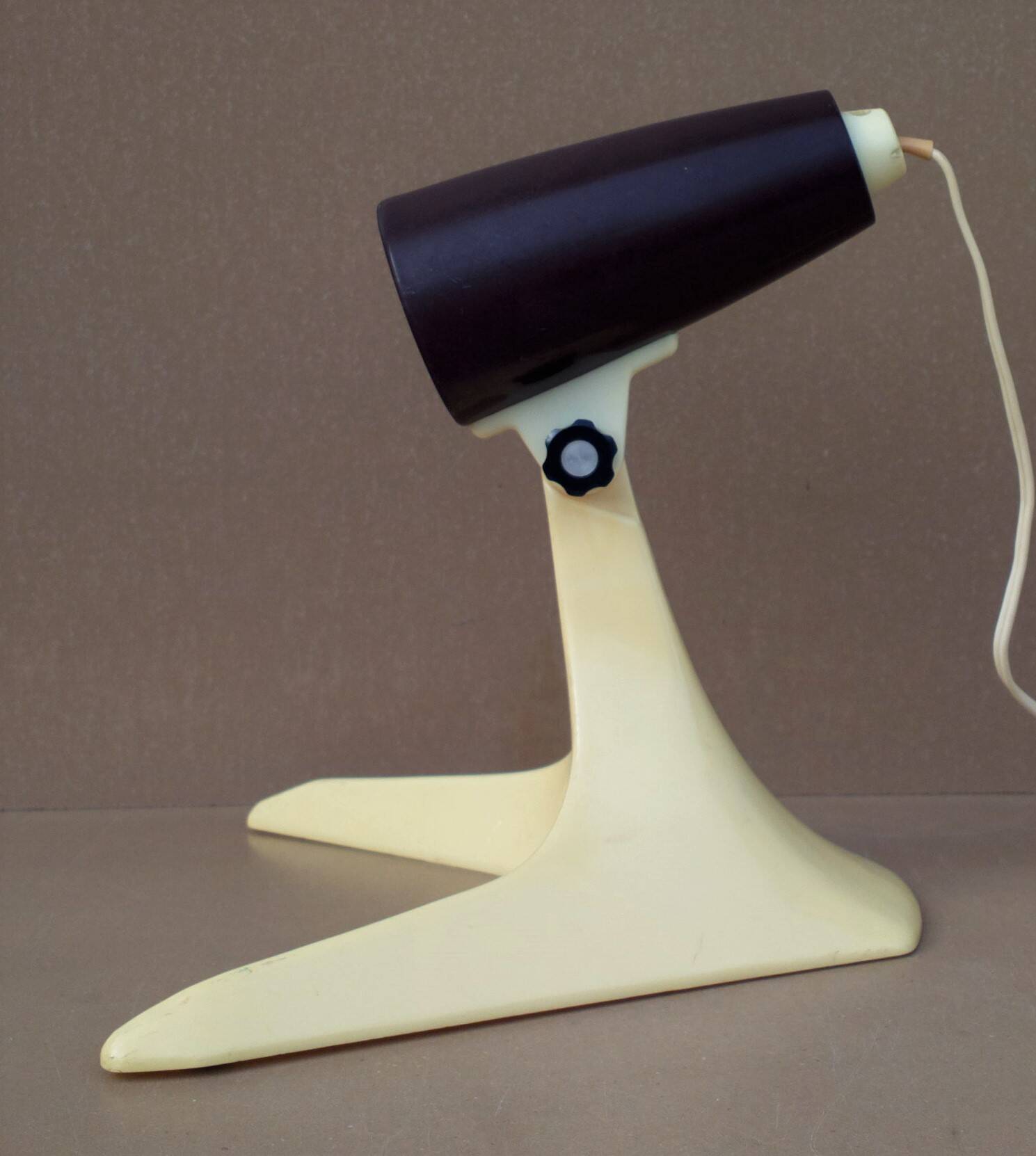 Cocotte vintage articulated desk lamp beige & brown plastic old design
