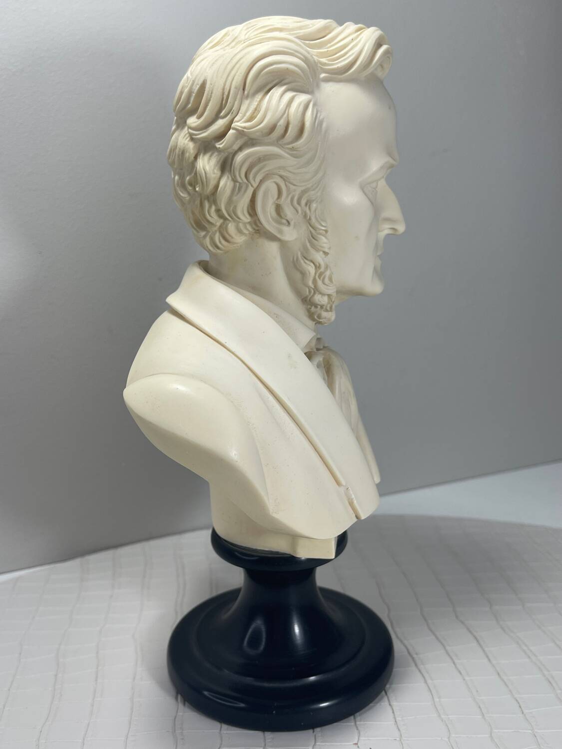 Resin bust of Wagner signed A. Giannelli Sculpture Year 60