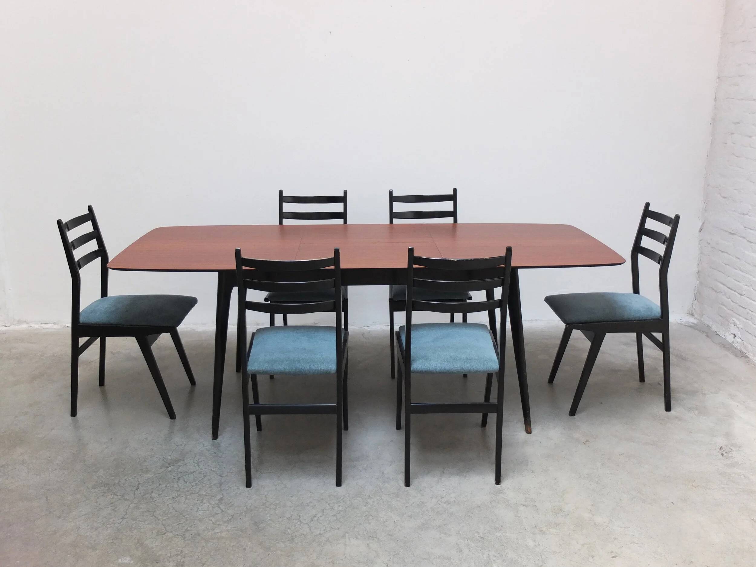 Table à manger extensible par Alfred Hendrickx pour Belform, années 1950.