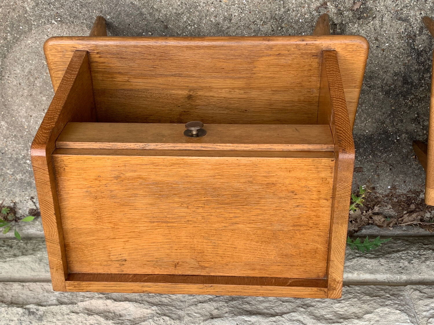 Pair of bedside feet compass solid oak vintage 1950
