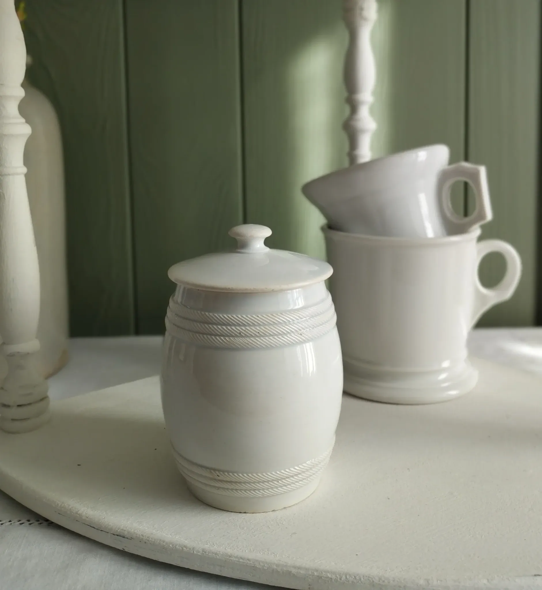 Ancien pot couvert moutardier Creil Montereau