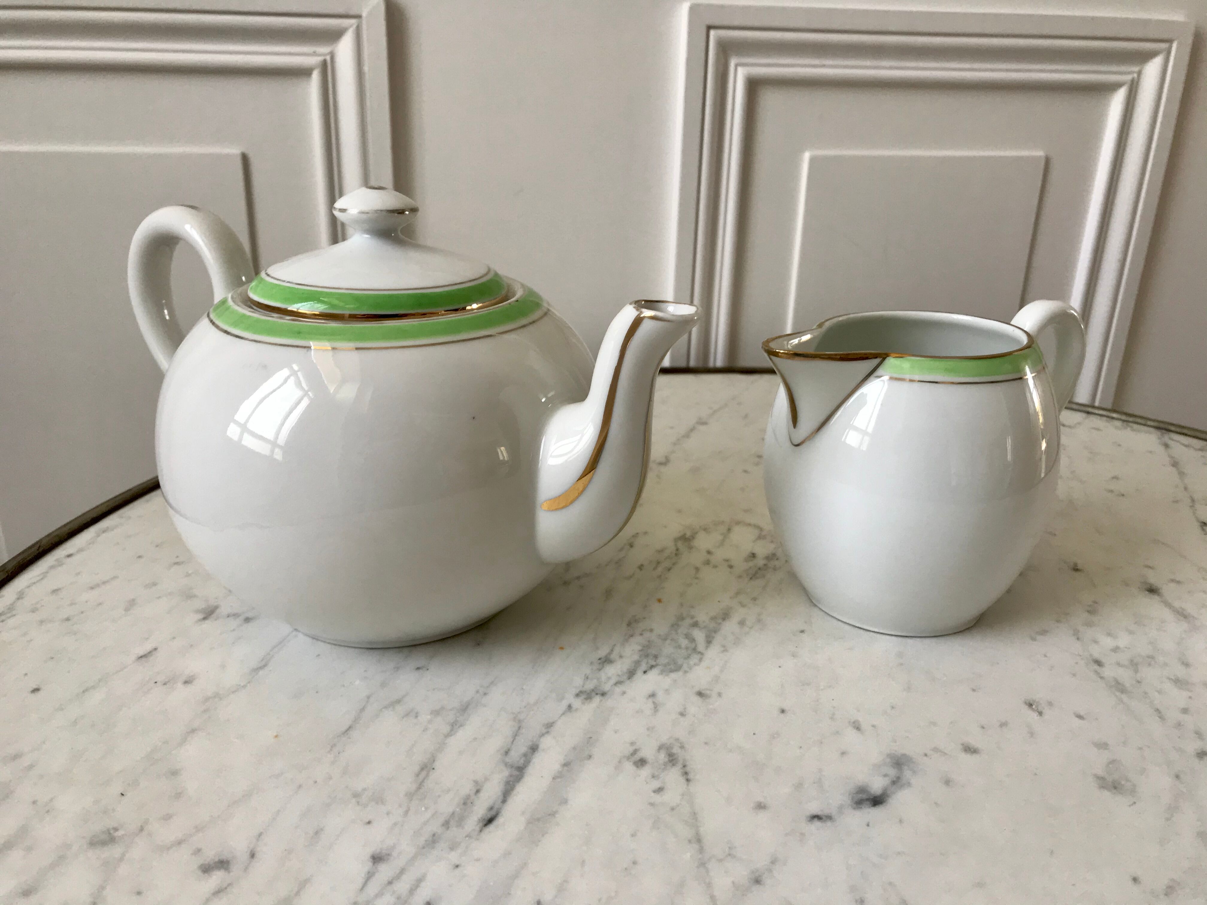 Duo of a teapot and a milk jar 60s