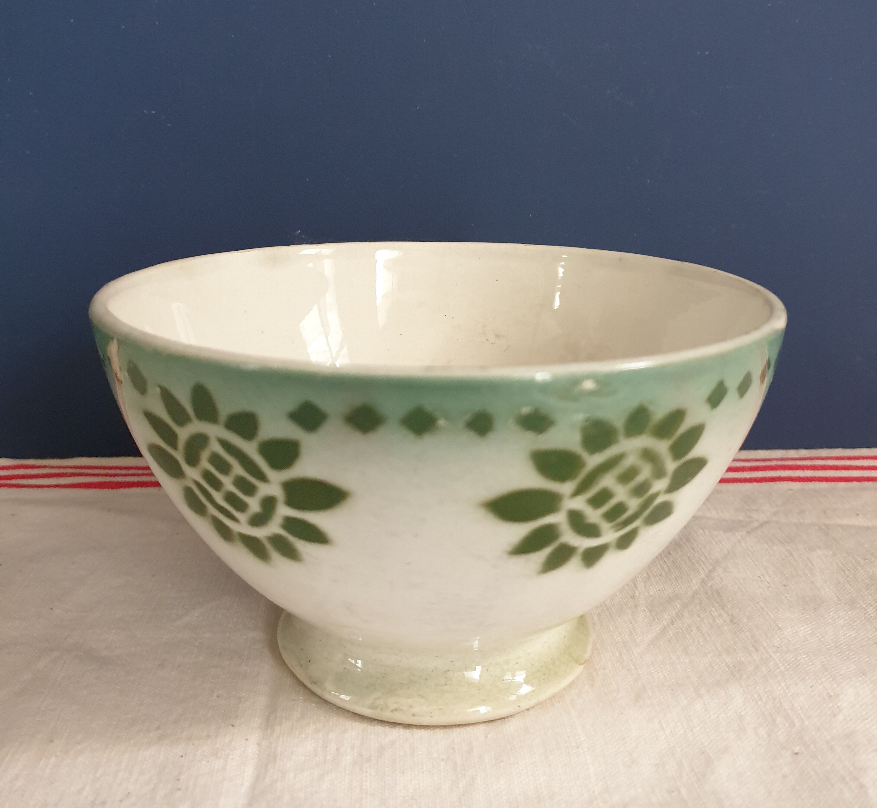 Old bowl Choisy the King