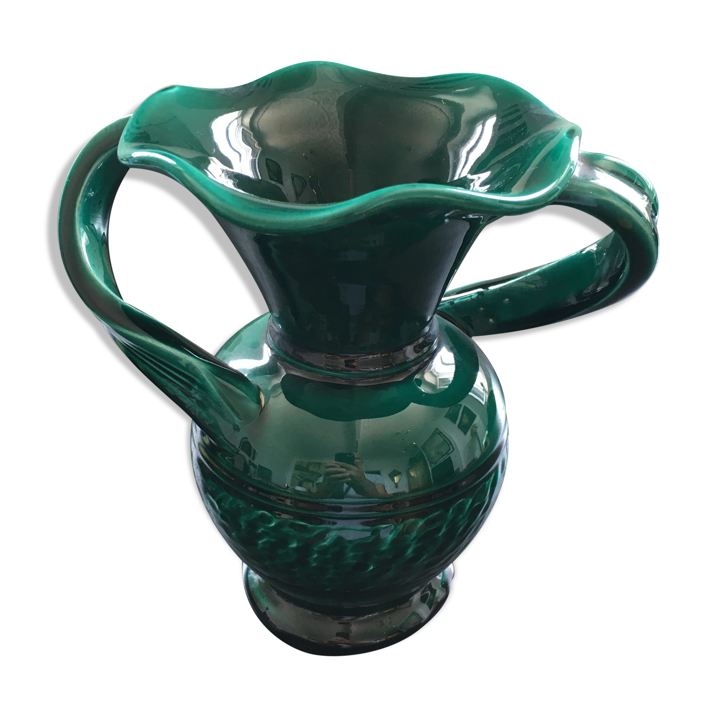 Emerald vase with two handles